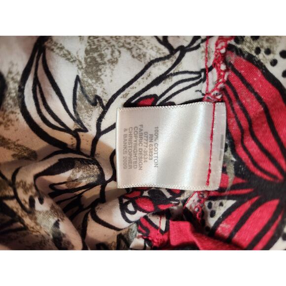 CHRISTOPHER & BANKS  TOP SIZE  L - Picture 8 of 11